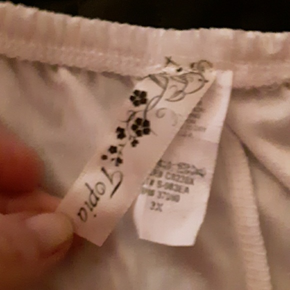 Off the shoulder top - Picture 3 of 4